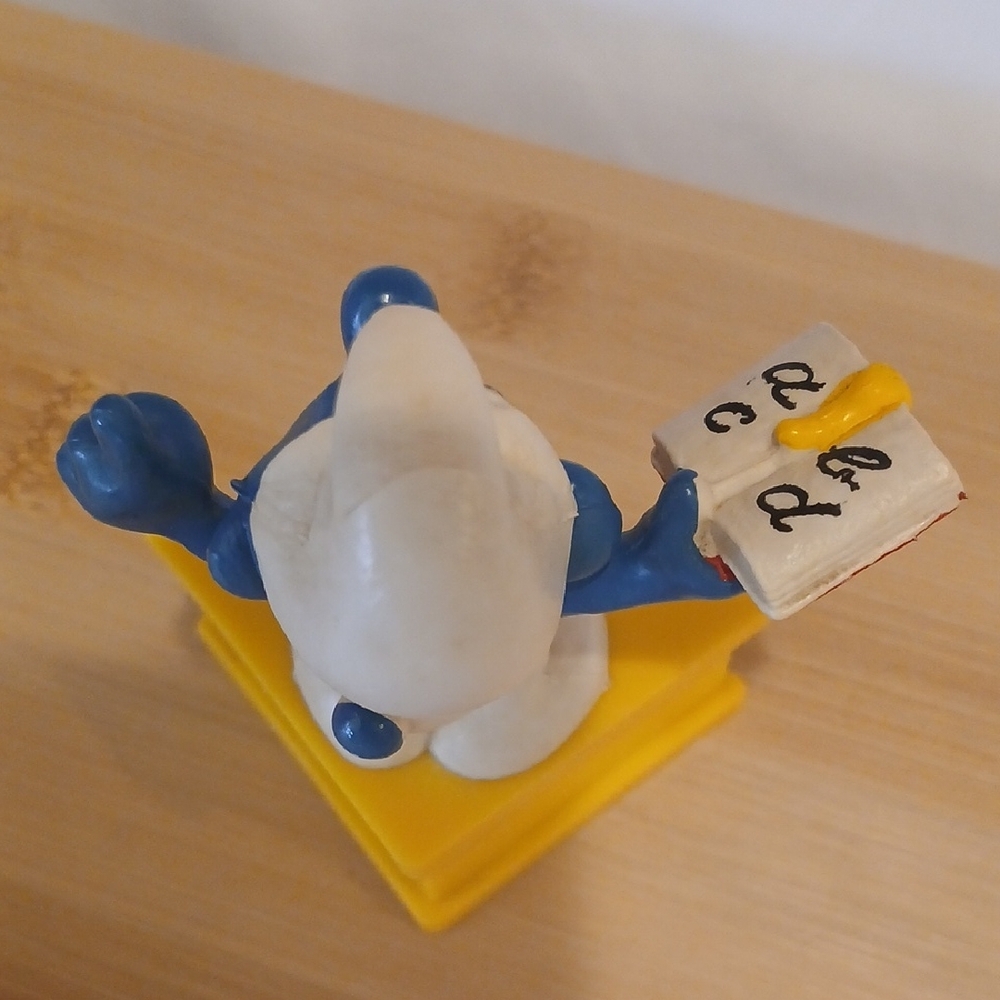 Smurf Figurine You're #1 In My book Collectible - Picture 7 of 10